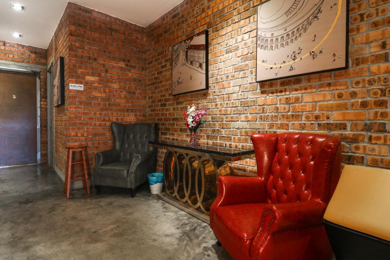 Urbanstay Industrial อิโปห์ ภายนอก รูปภาพ